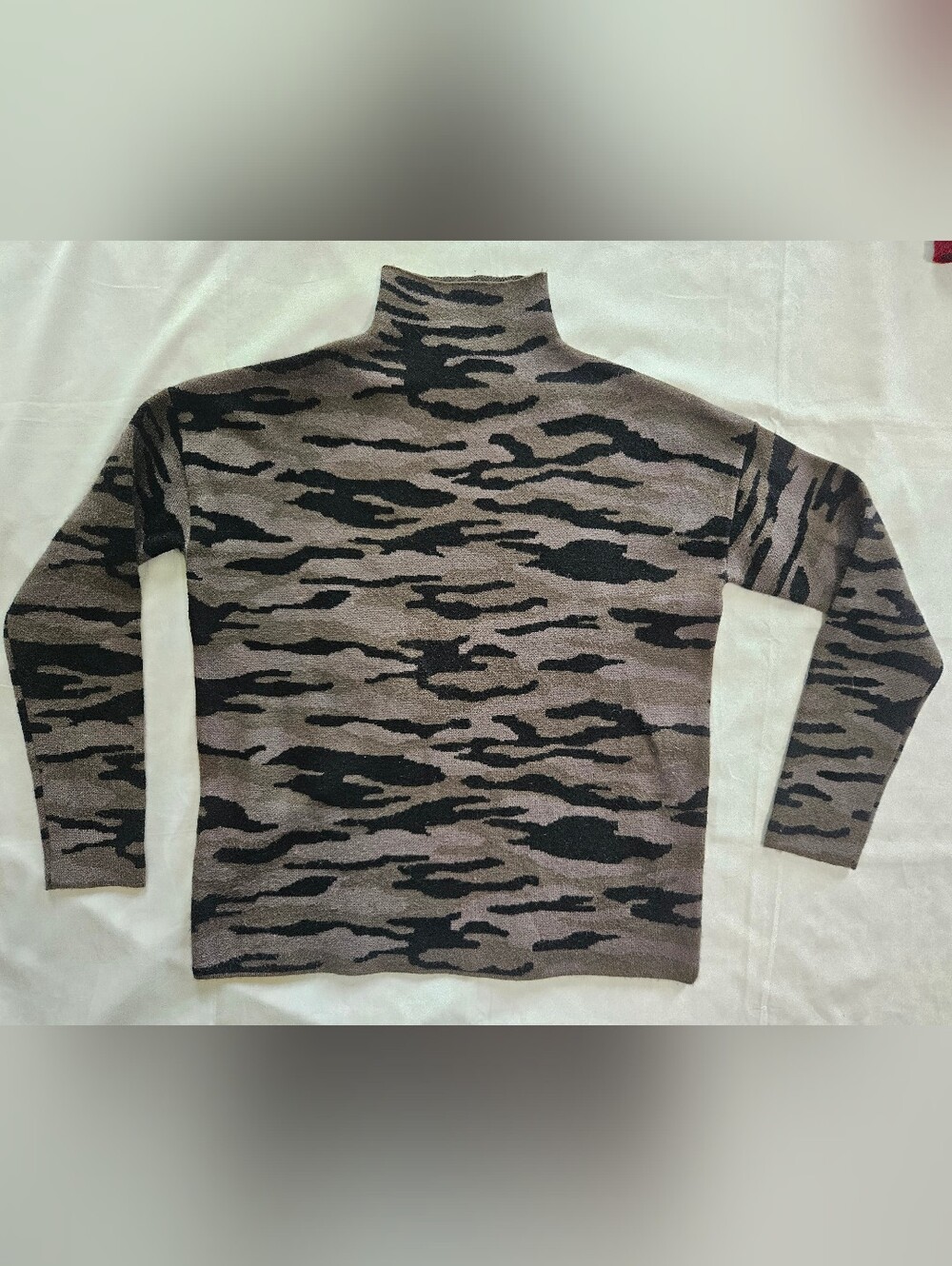 Tahari Womens S Camo High Mock Neck Sweater Long Sleeve Pullover Army Green